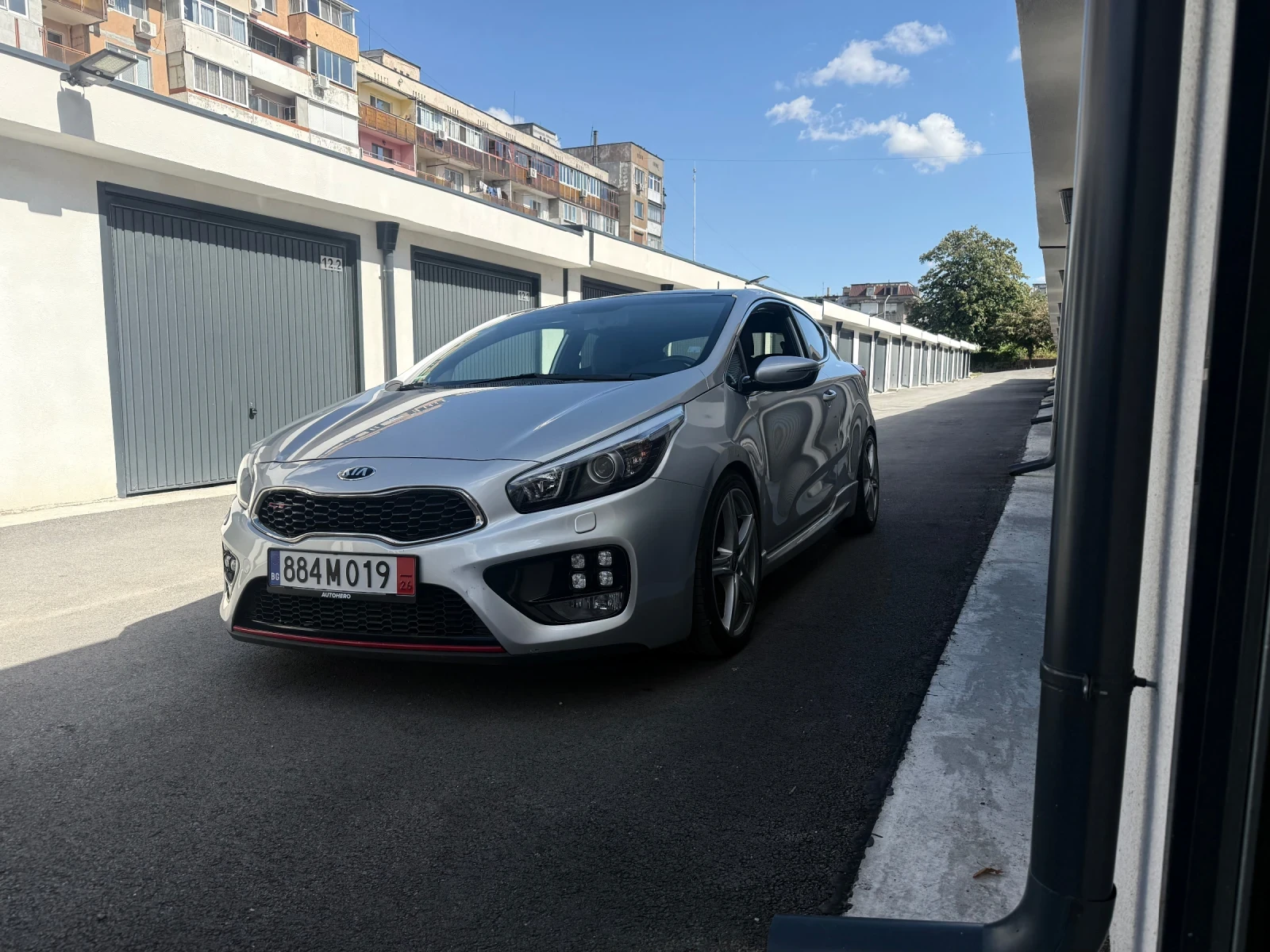 Kia Ceed 1.6 Turbo 204 k.c, снимка 6 - Автомобили и джипове - 56324310