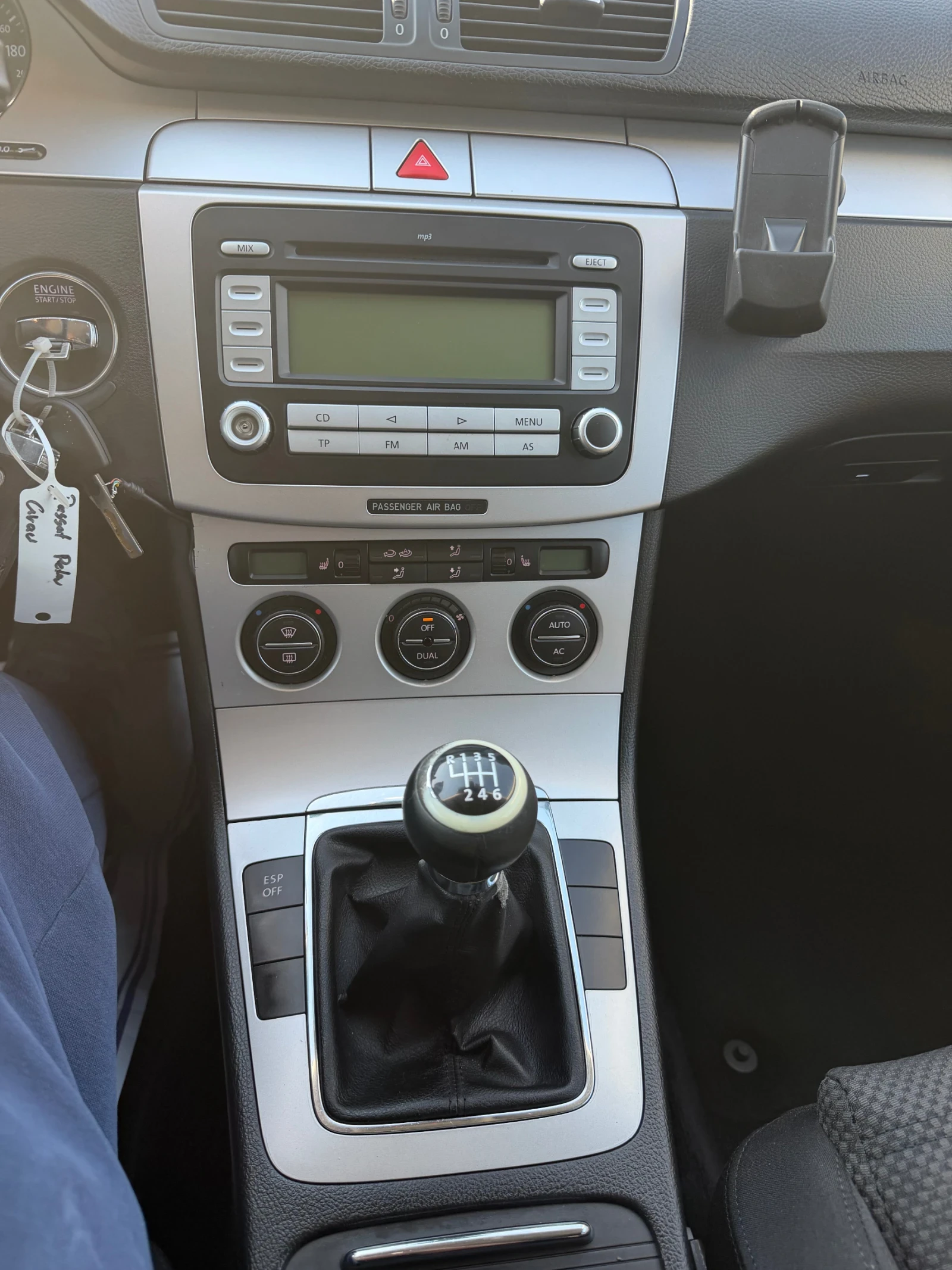 VW Passat 2.0TDI, снимка 12 - Автомобили и джипове - 56510037