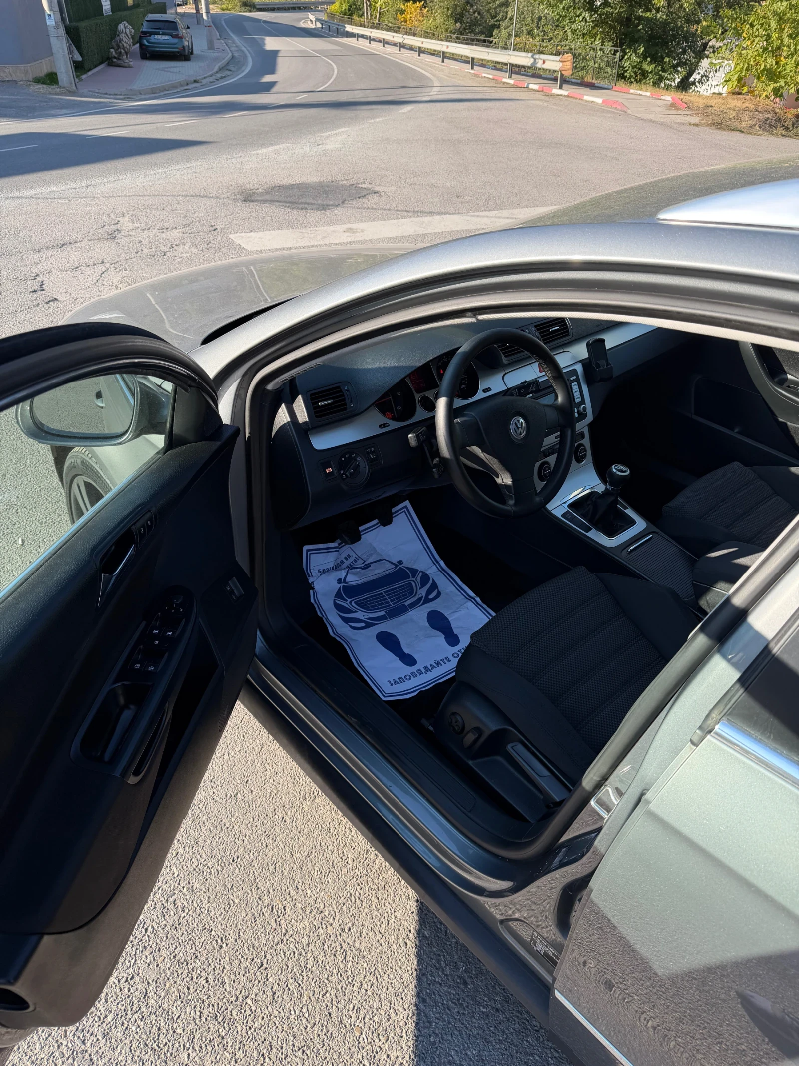 VW Passat 2.0TDI, снимка 9 - Автомобили и джипове - 56510037