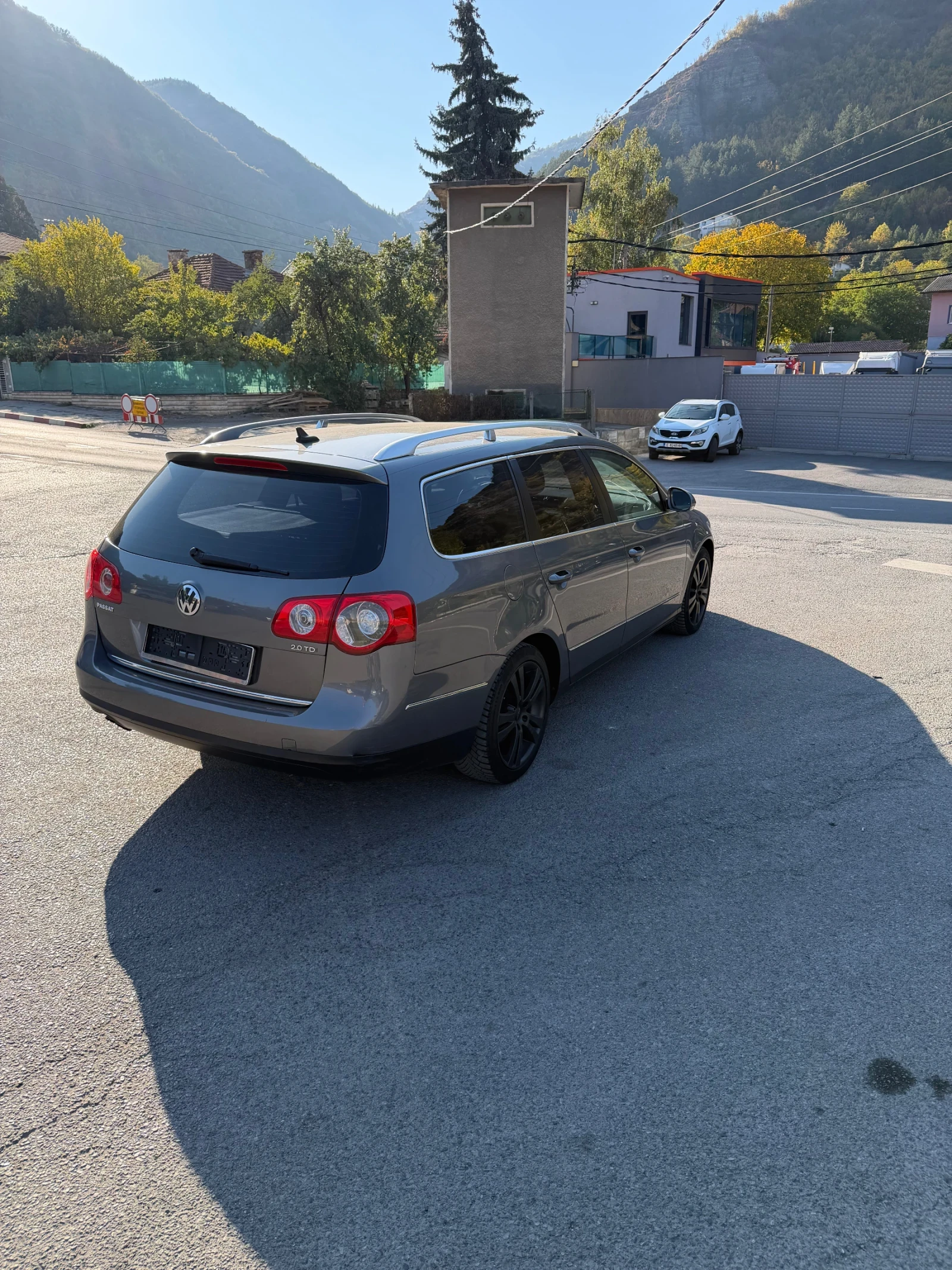 VW Passat 2.0TDI, снимка 6 - Автомобили и джипове - 56510037