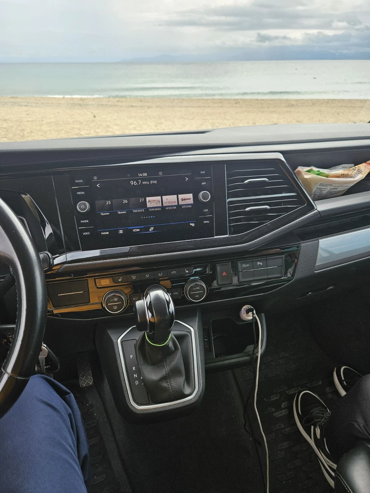VW Multivan BULLI, снимка 10 - Автомобили и джипове - 56561825