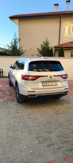 Renault Koleos 2.0 DCI 4x4 BOSE Initiale Paris 175 X-Tronic, снимка 2