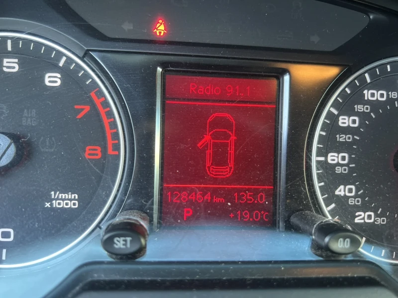 Audi Q5 2.0 tfsi, снимка 10 - Автомобили и джипове - 51357881