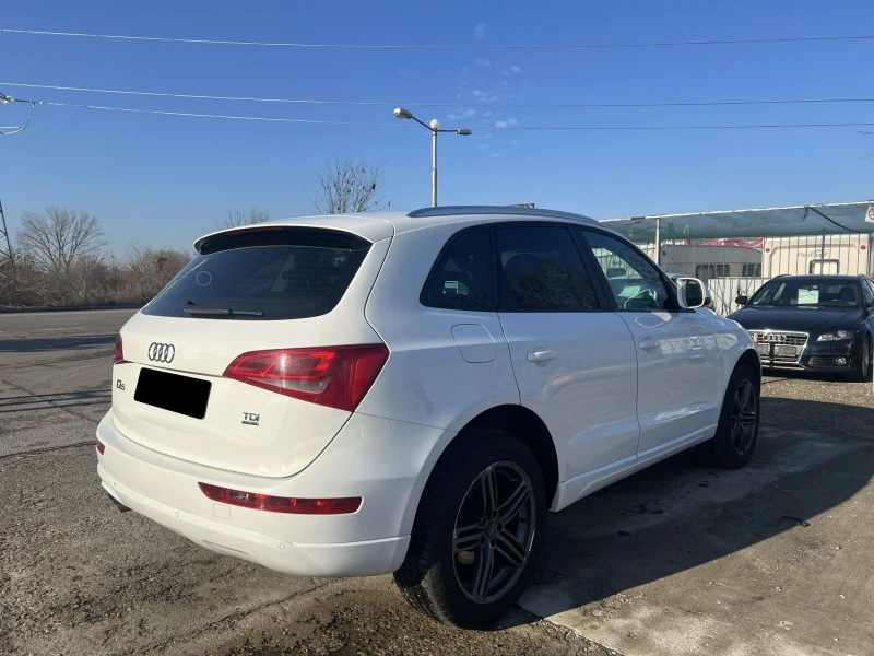 Audi Q5 2.0 TDI, снимка 5 - Автомобили и джипове - 48445554