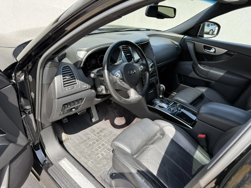 Infiniti QX70 3.0D V6 AWD, снимка 3 - Автомобили и джипове - 51551153