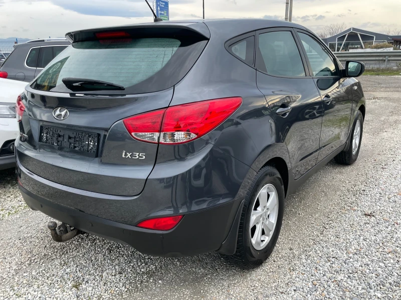 Hyundai IX35 1.6 бензин Кожа Навигация , снимка 4 - Автомобили и джипове - 52810031