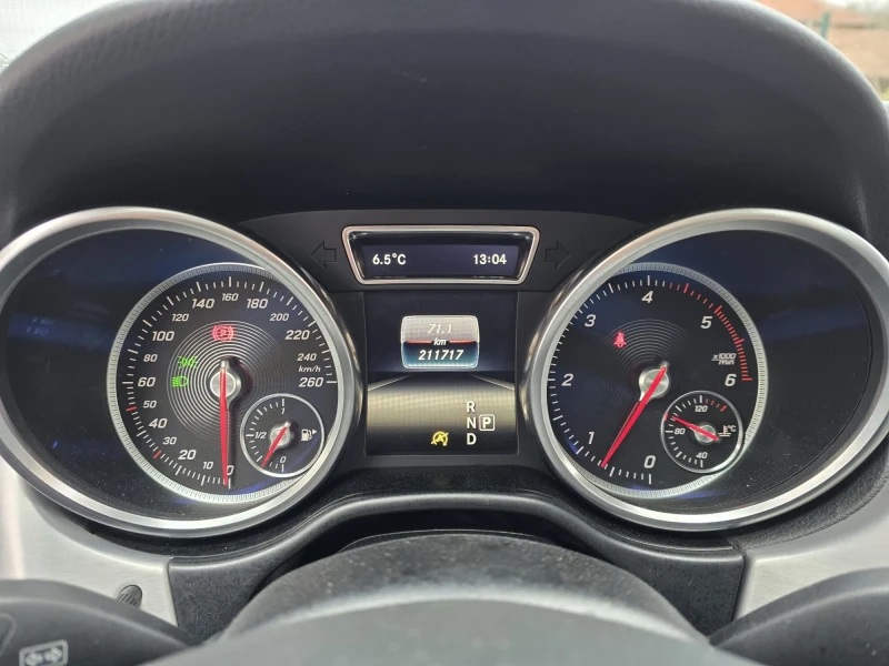 Mercedes-Benz GLE 350 4MATIC - AMG - 258к.с., снимка 17 - Автомобили и джипове - 52654449
