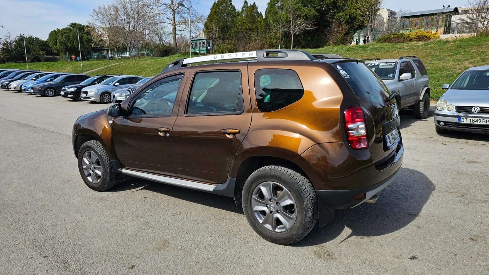 Dacia Duster Laureat 4x4 - изображение 3