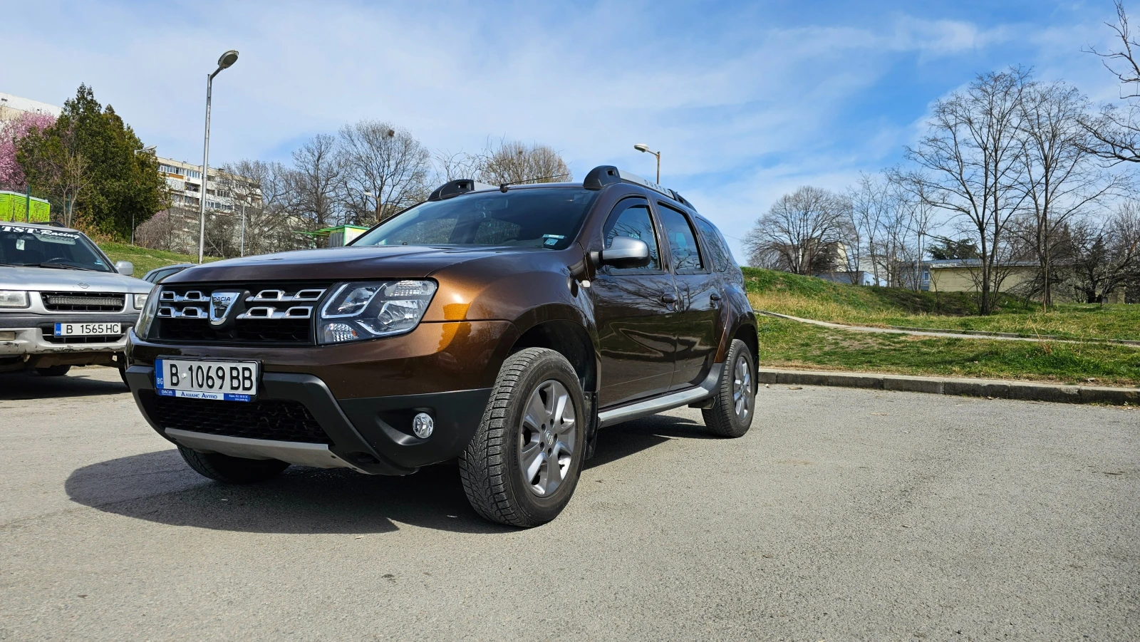 Dacia Duster Laureat 4x4 - изображение 2