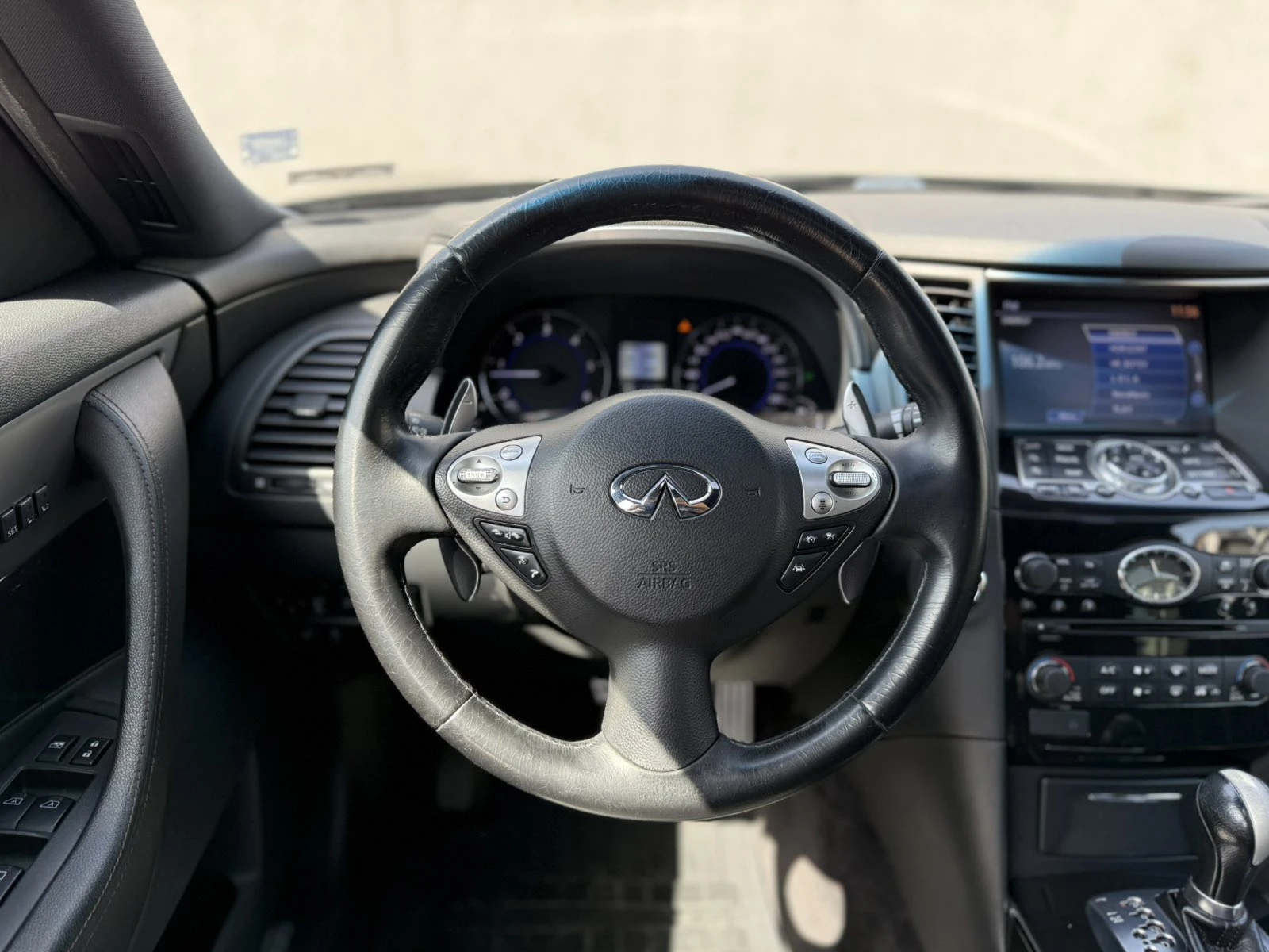 Infiniti QX70 3.0D V6 AWD | Mobile.bg   12