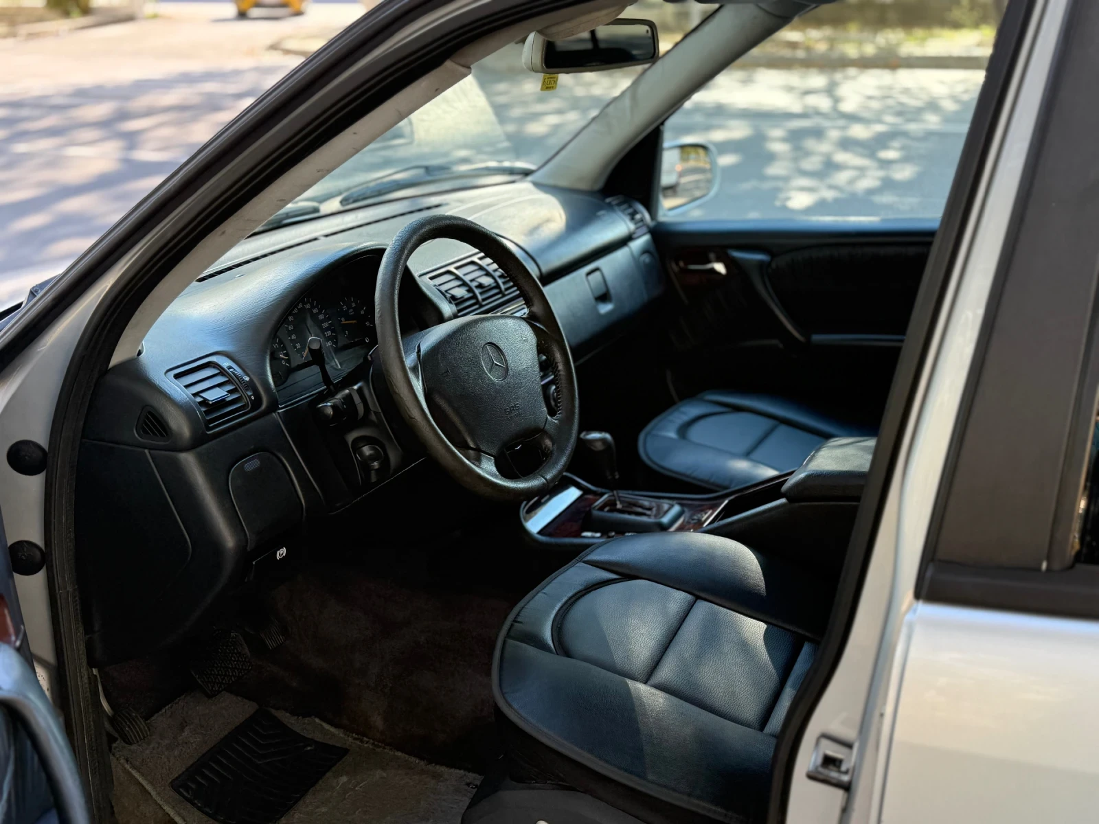 Mercedes-Benz ML 270 Автоматик* Автопилот* Ел Седалки* Кожа* ТОП - изображение 9