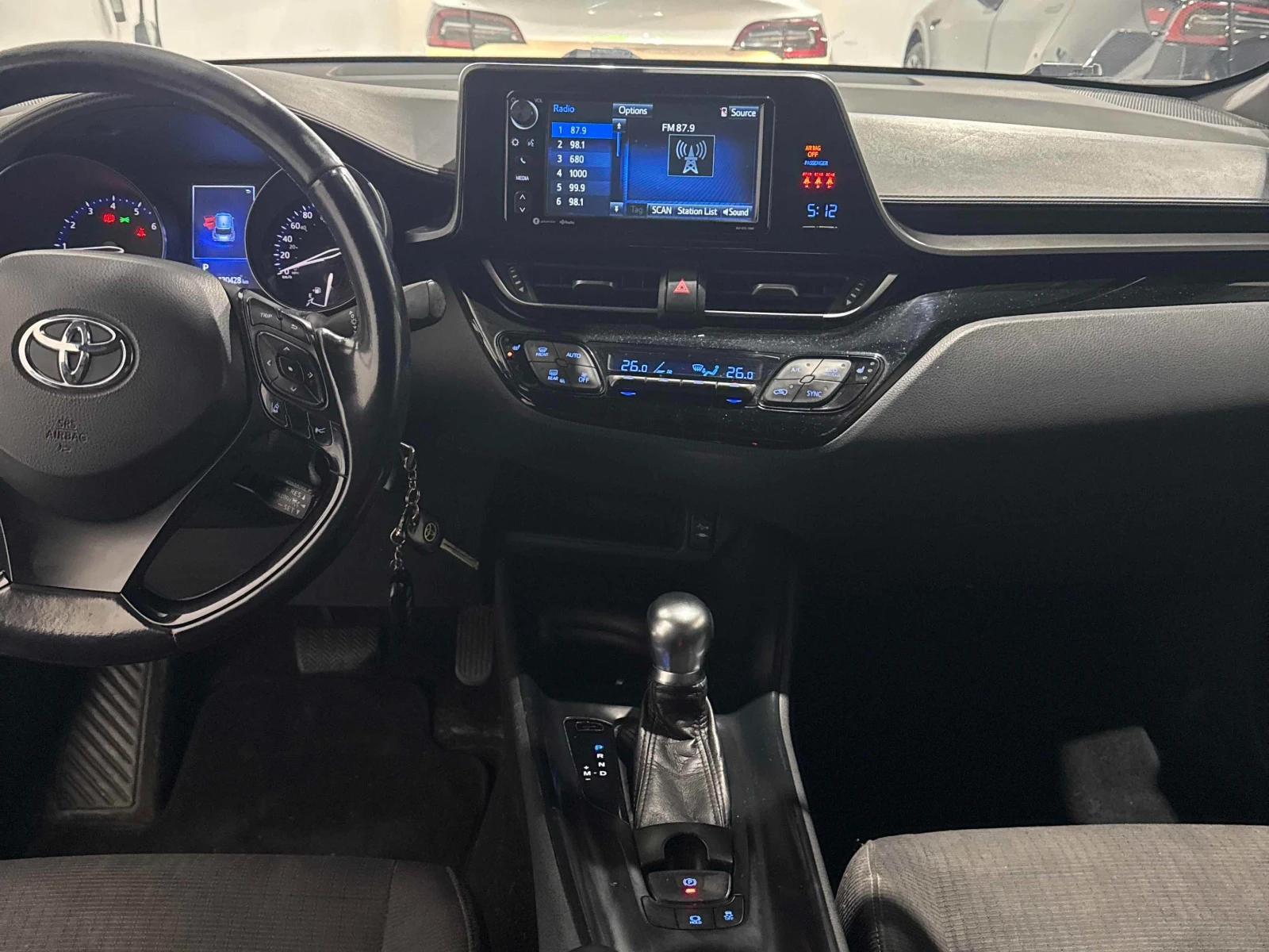 Toyota C-HR XLE * * CARFAX * * АВТО КРЕДИТ * *  - изображение 7