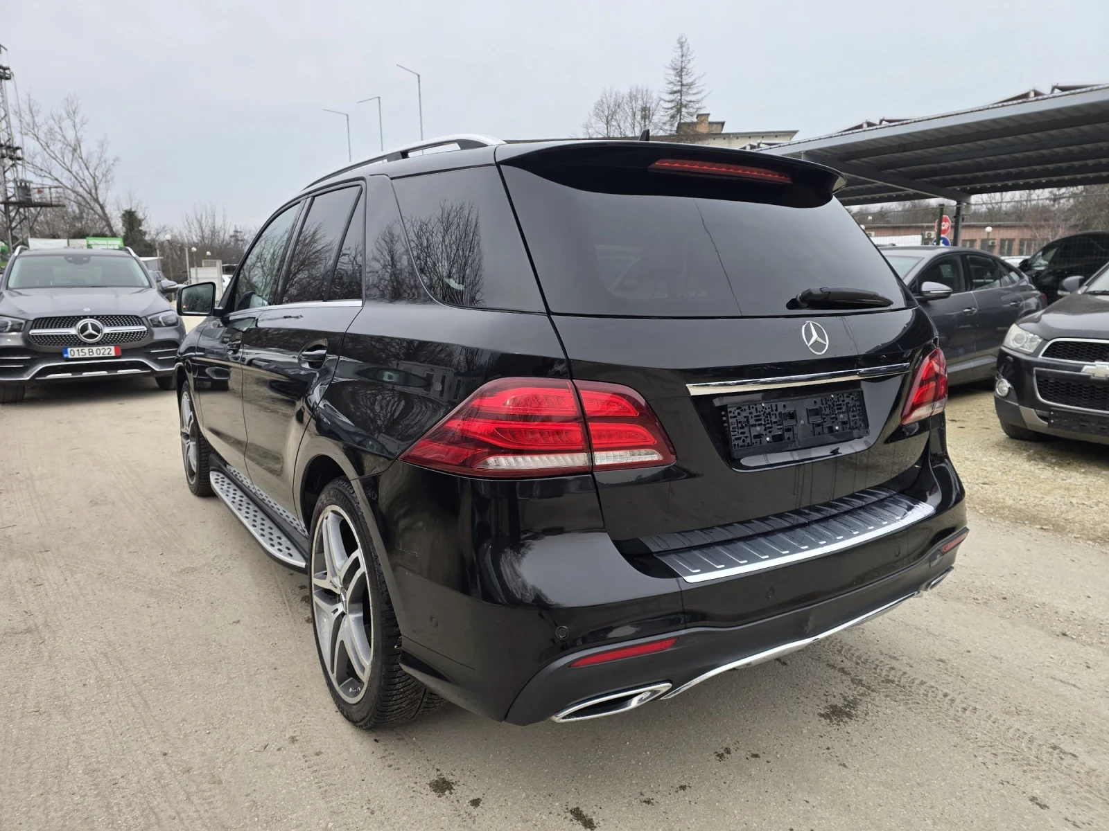 Mercedes-Benz GLE 350 4MATIC - AMG - 258к.с., снимка 3 - Автомобили и джипове - 52654449