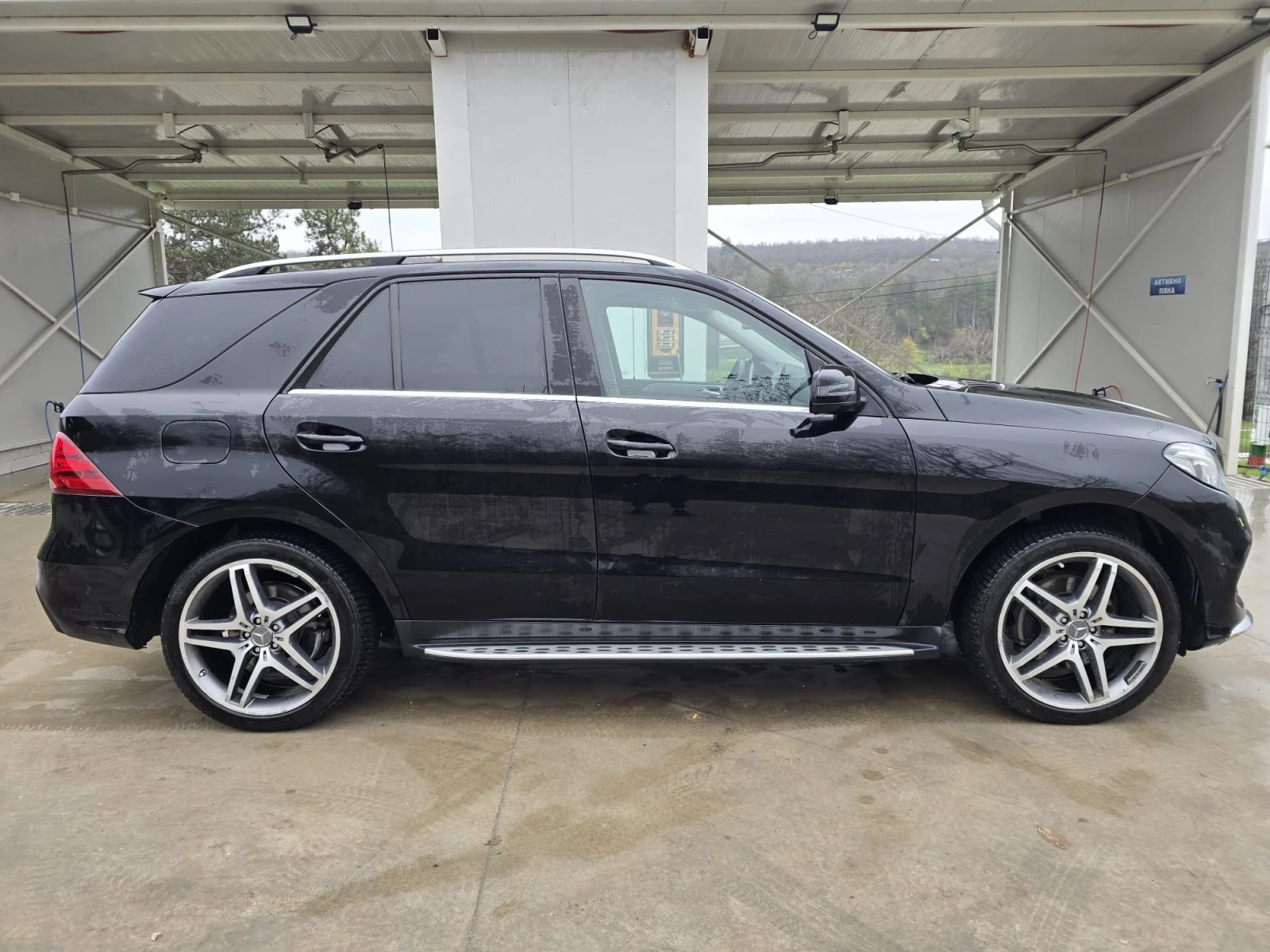 Mercedes-Benz GLE 350 4MATIC - AMG - 258к.с. - изображение 6