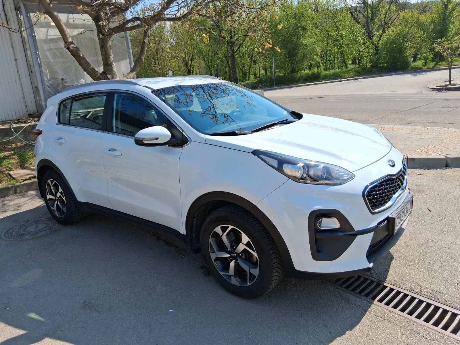 Kia Sportage GDI 1.6, снимка 2 - Автомобили и джипове - 54246652