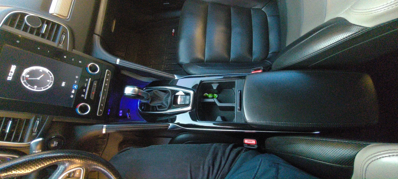 Renault Koleos 2.0 DCI 4x4 BOSE Initiale Paris 175 X-Tronic, снимка 4 - Автомобили и джипове - 54772761
