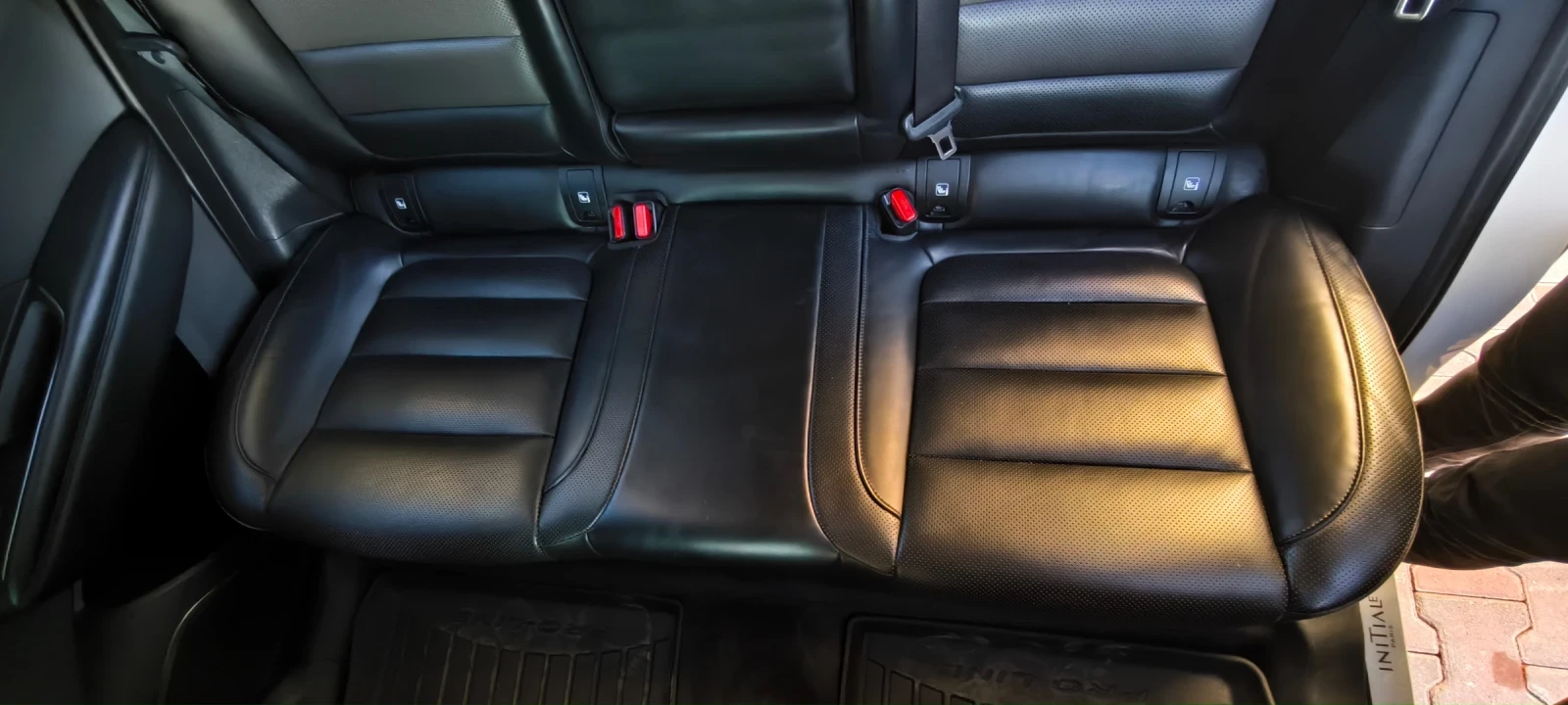 Renault Koleos 2.0 DCI 4x4 BOSE Initiale Paris 175 X-Tronic, снимка 13 - Автомобили и джипове - 54772761