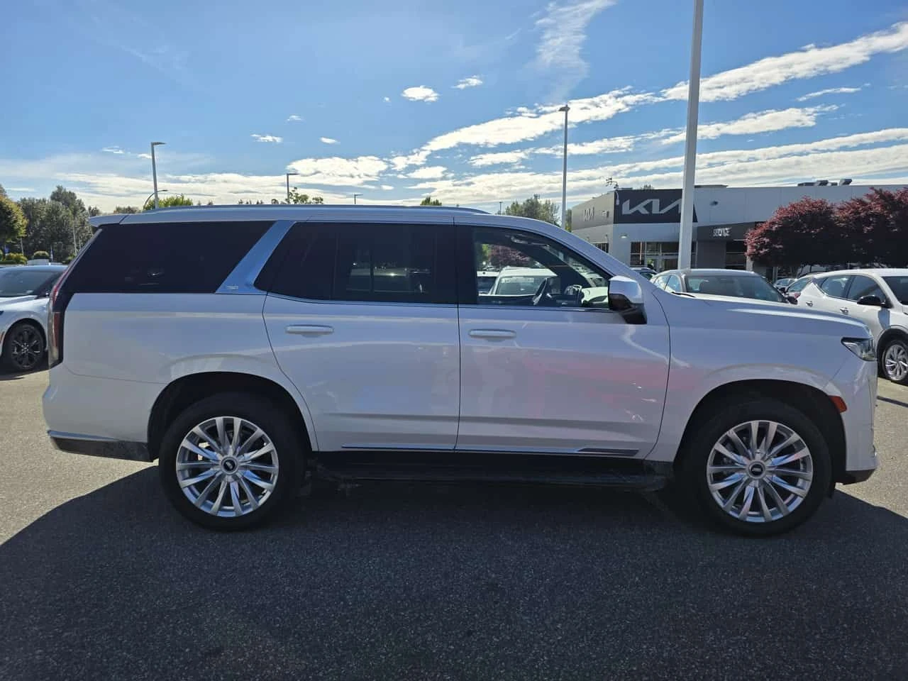 Cadillac Escalade LUXURY| МАСАЖ| ОБДУХВАНЕ| HUD| 360CAM| PANO| , снимка 5 - Автомобили и джипове - 54882994