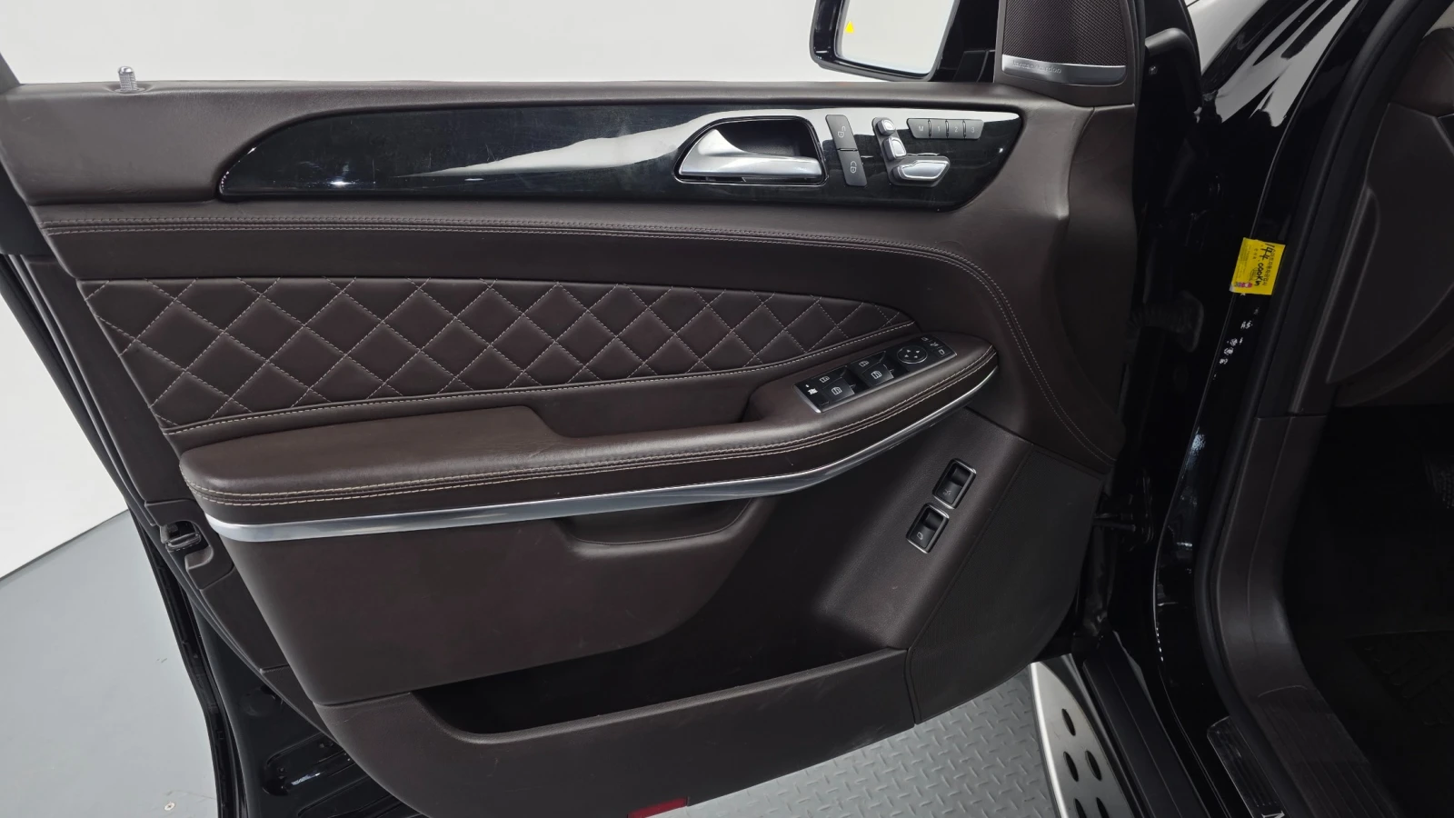 Mercedes-Benz GLS 500 4.7 4MATIC, FULL, снимка 7 - Автомобили и джипове - 55321343