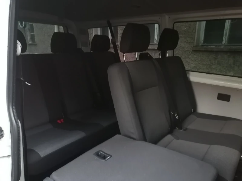 VW Transporter 2.0TDI, снимка 6 - Бусове и автобуси - 48884635