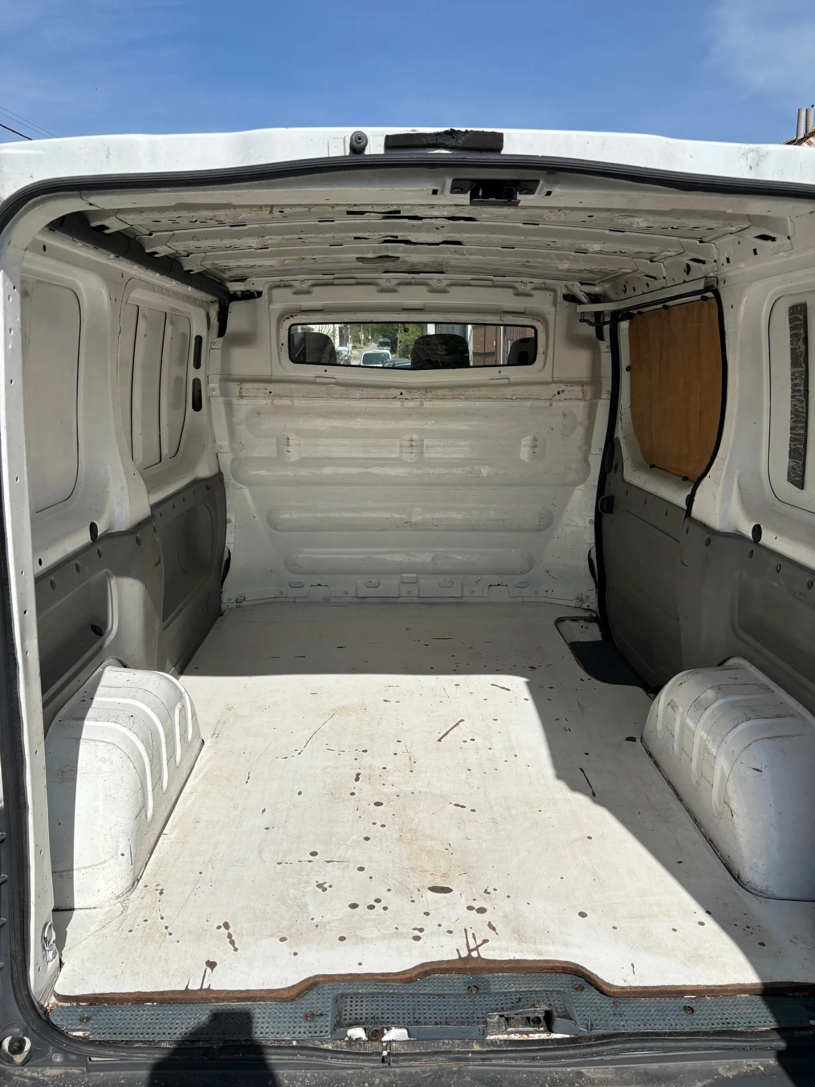 Renault Trafic 1.9 dci-L1H1, снимка 7 - Бусове и автобуси - 54691385