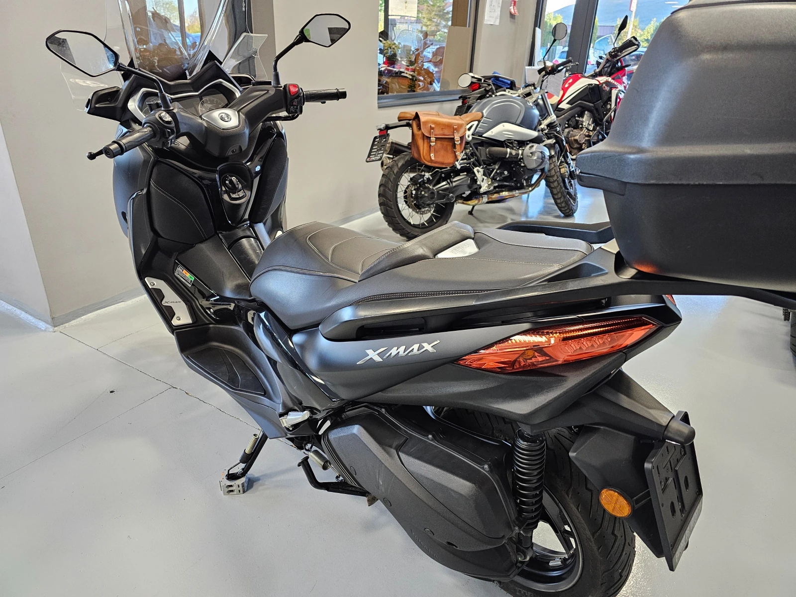 Yamaha X-max 300ie, ABS-TCS, Iron Max! - изображение 7