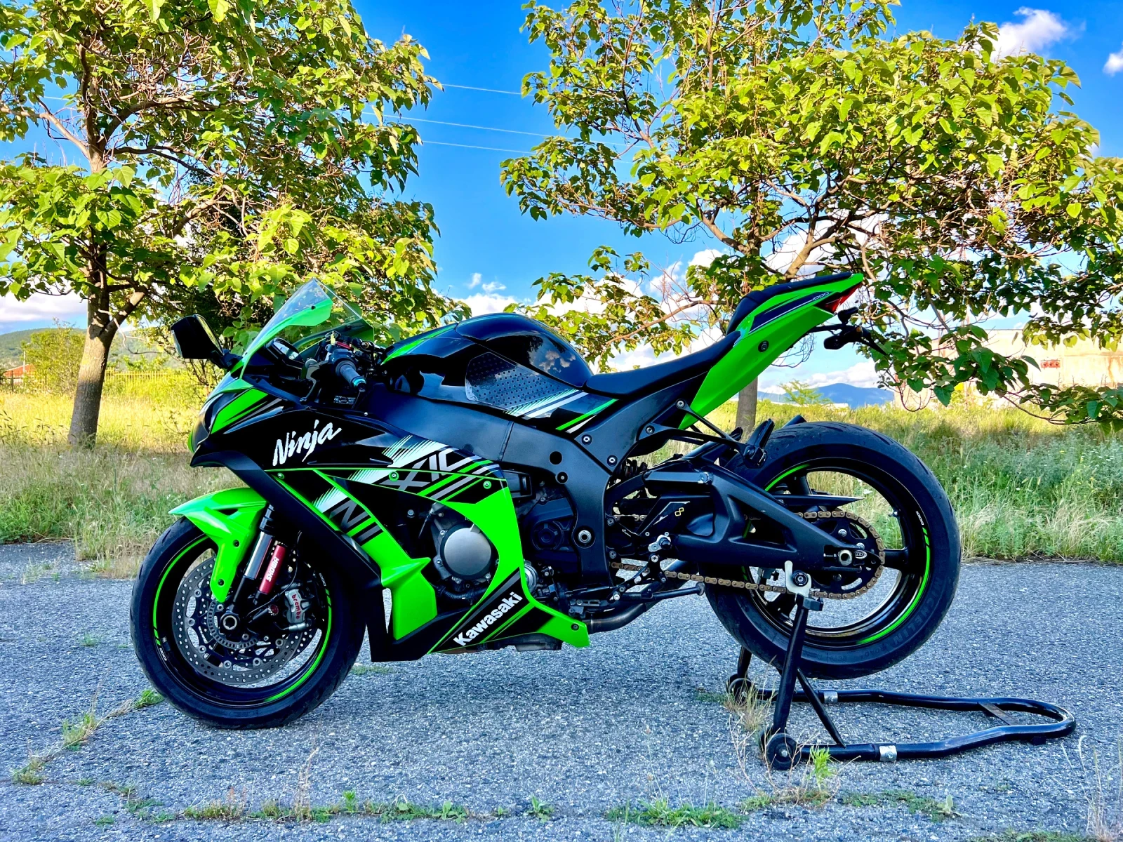Kawasaki Ninja ZX10R KRT EDITION