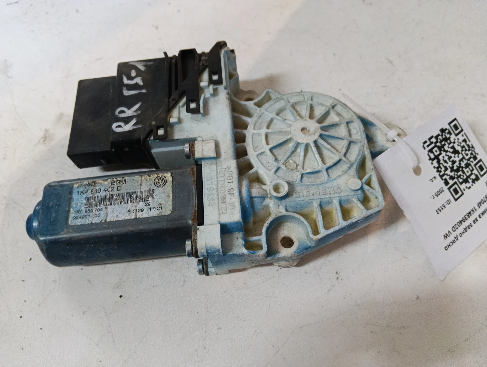 ел.машинка за задно дясно 1K0959704F 1K4839402D VW Golf