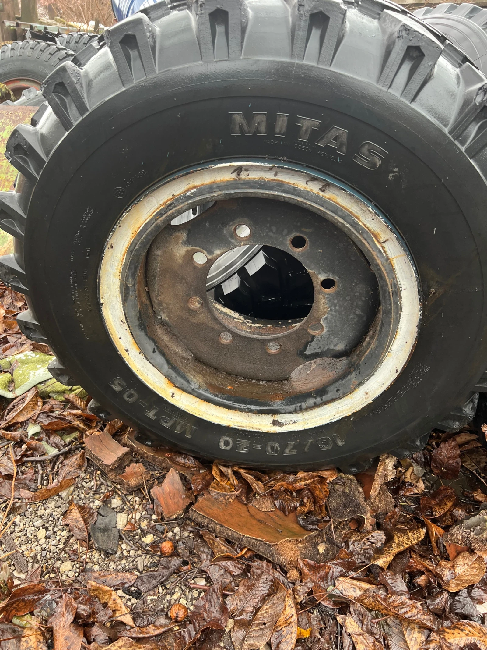    70/25R20 | Mobile.bg   1