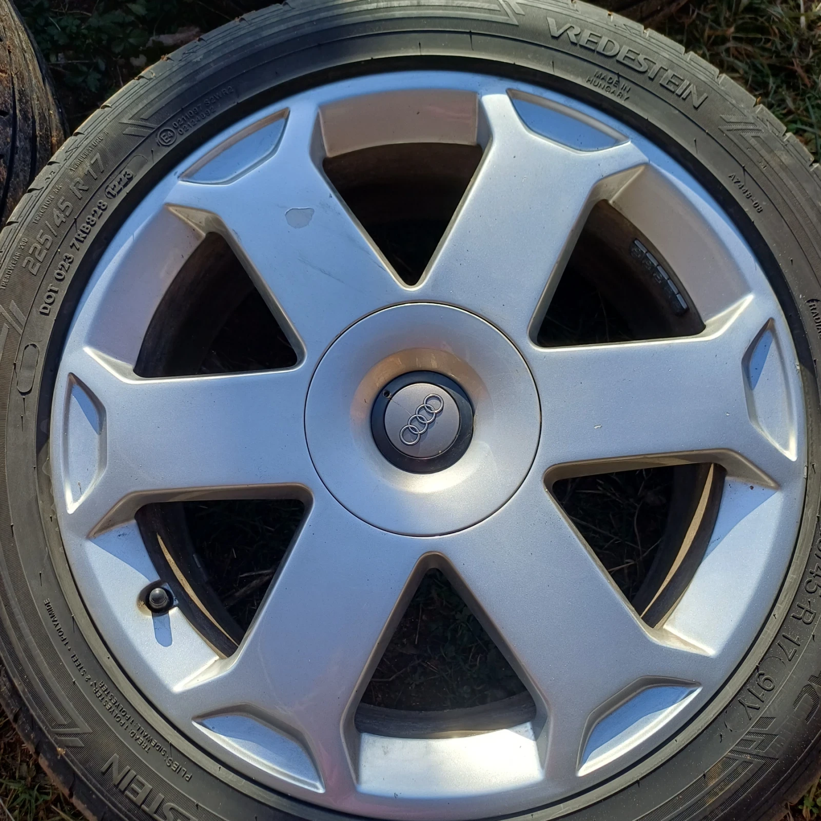 ���� � ������ 225/45R17 �� Audi S4 | Mobile.bg � ����������� 2
