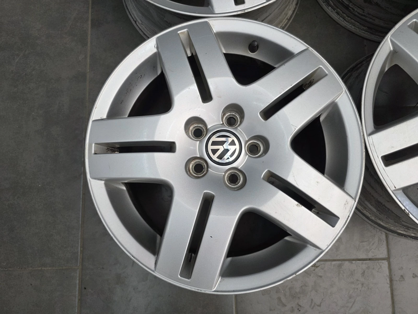 Джанти за VW, снимка 5 - Гуми и джанти - 56724477