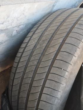 Гуми Летни 235/55R19, снимка 8 - Гуми и джанти - 49411050