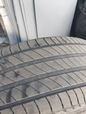 Гуми Летни 235/55R19, снимка 3 - Гуми и джанти - 49411050