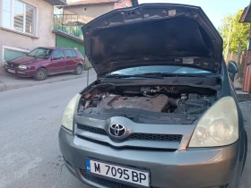 Toyota Corolla verso 2.0, снимка 13