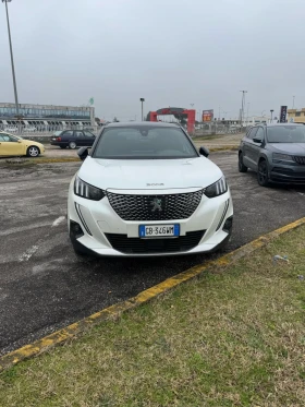     Peugeot 2008 GT line* 50kw/h* 