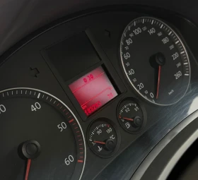 VW Golf 1.9 TDI 105 . * TOP*  | Mobile.bg    9