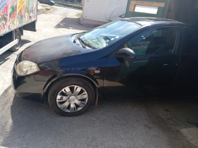     Nissan Primera 2.2 