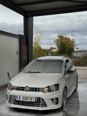 VW Polo 1.6TDi 105кс. - 4900 € / 9583.57 лв. - 42038970 2