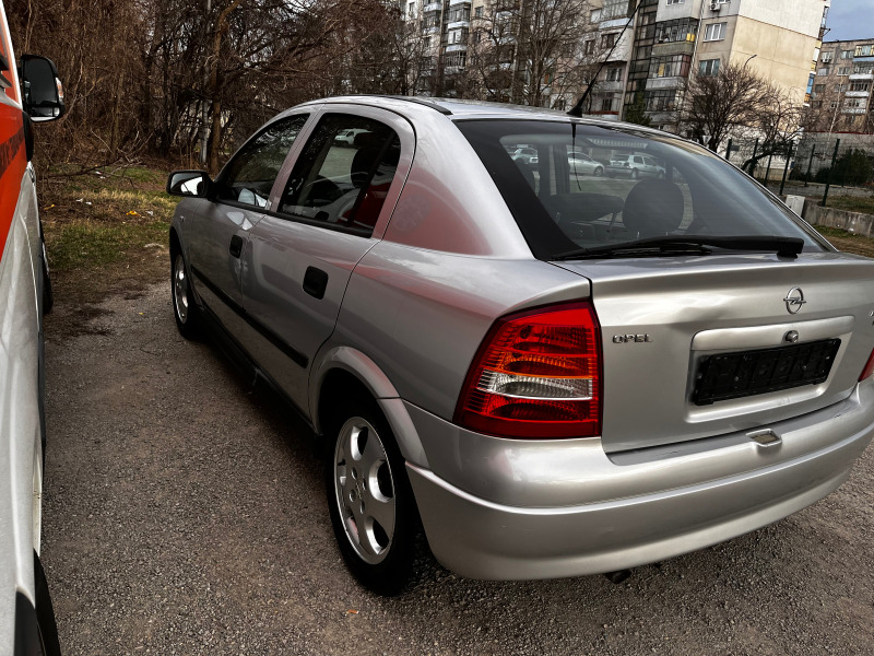 Opel Astra, снимка 4 - Автомобили и джипове - 45792202