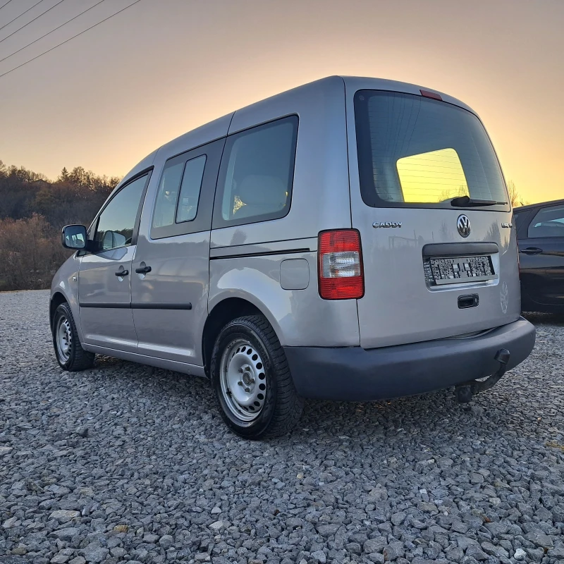 VW Caddy 1.6 LIFE , снимка 6 - Автомобили и джипове - 48245892