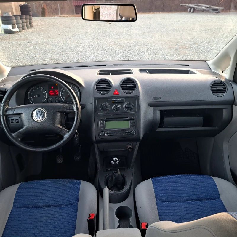 VW Caddy 1.6 LIFE , снимка 9 - Автомобили и джипове - 48245892