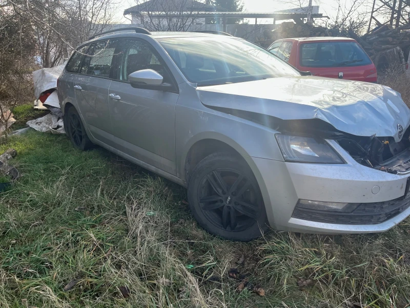 Skoda Octavia, снимка 2 - Автомобили и джипове - 48865875