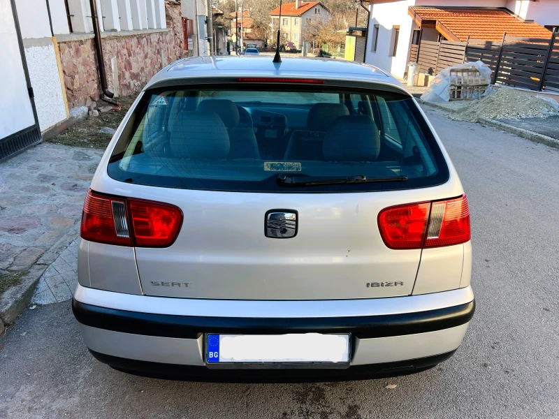 Seat Ibiza Газ, снимка 3 - Автомобили и джипове - 49445646