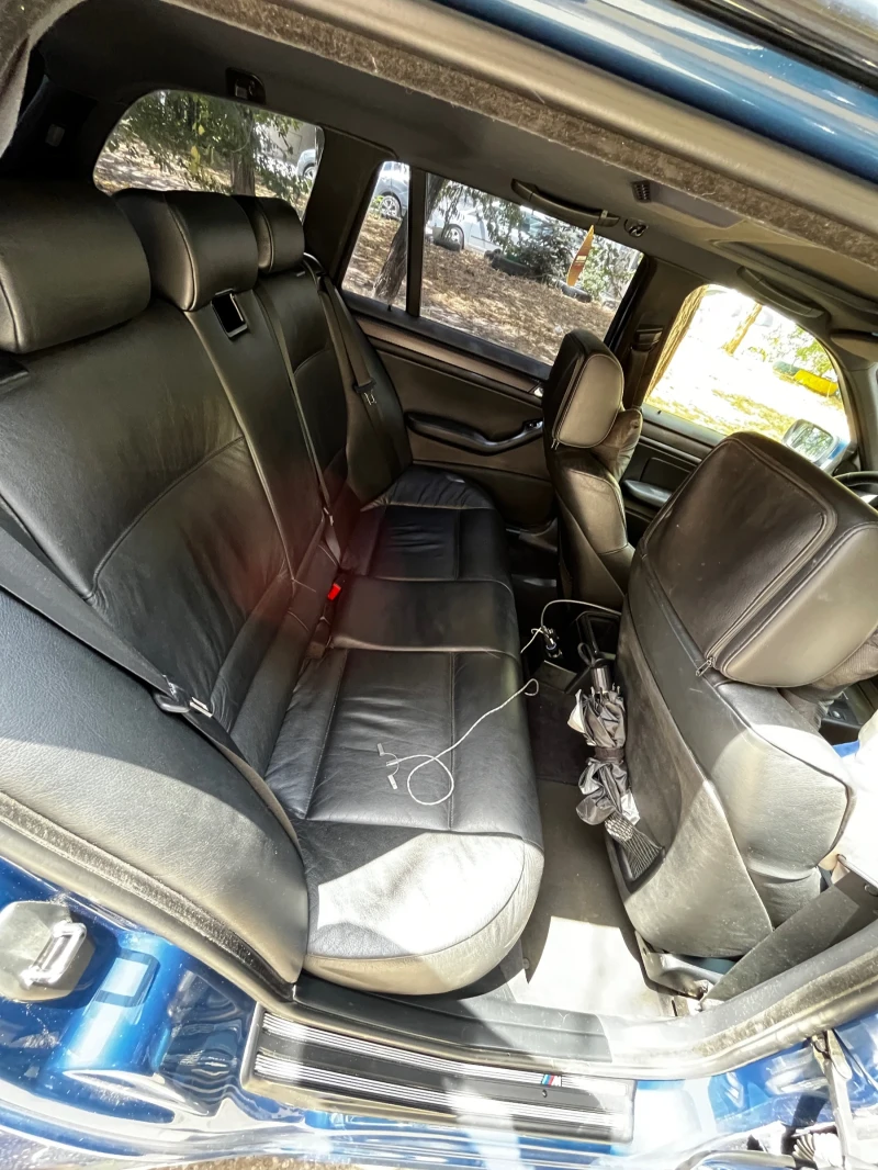 BMW 330 I, газ , снимка 13 - Автомобили и джипове - 52064186