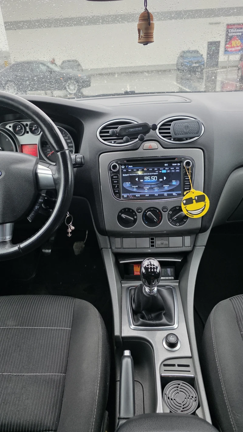 Ford Focus 2.0 facelift, снимка 8 - Автомобили и джипове - 53066311