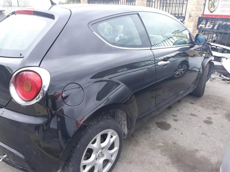 Alfa Romeo MiTo, снимка 5 - Автомобили и джипове - 36495660