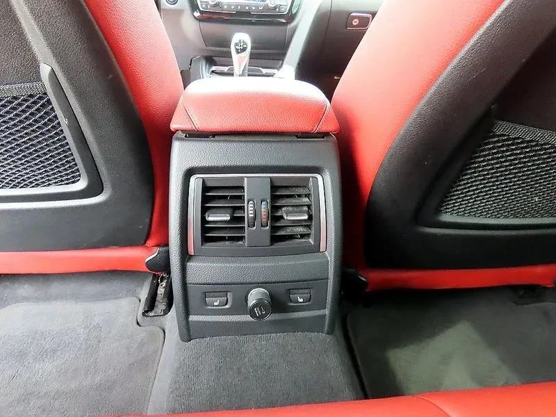 BMW 330, снимка 15 - Автомобили и джипове - 55302675