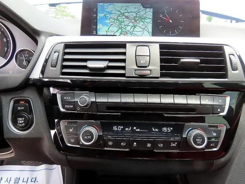 BMW 330, снимка 8 - Автомобили и джипове - 55302675