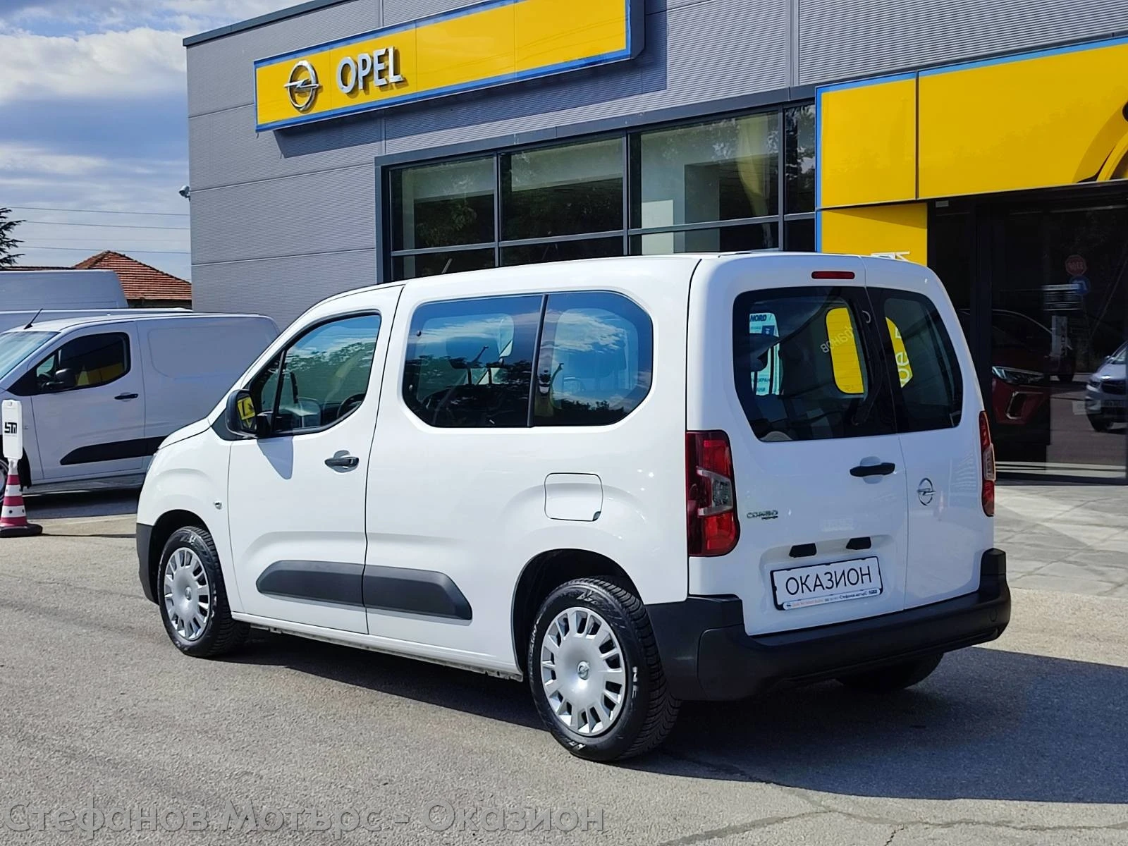 Opel Combo Life 4 1 Selection 1.5D (75HP) MT5 - изображение 6