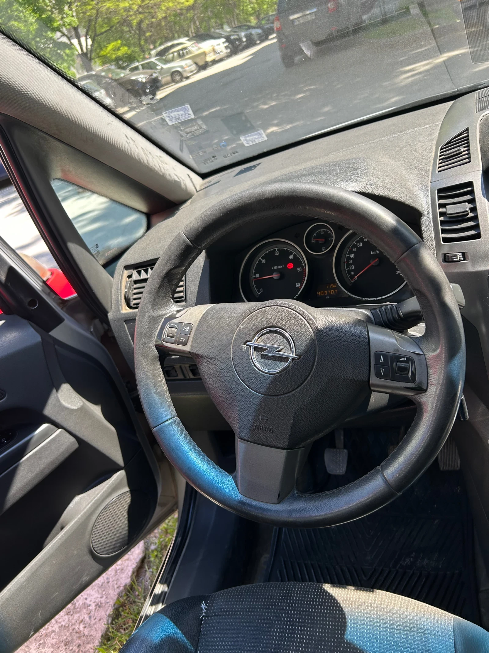 Opel Zafira 1.9 - изображение 9